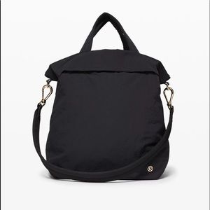 lululemon On My Level Bag 19L